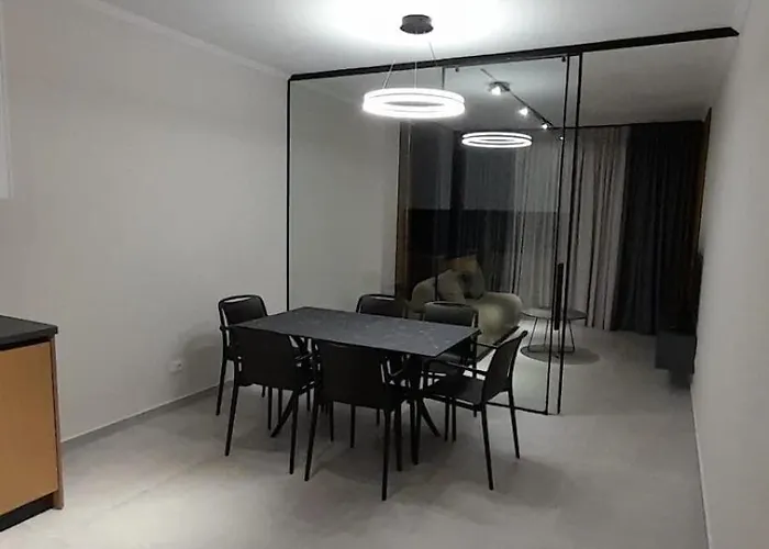 公寓 The Grand Stone *