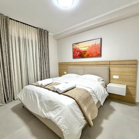 The Grand Stone Apartment