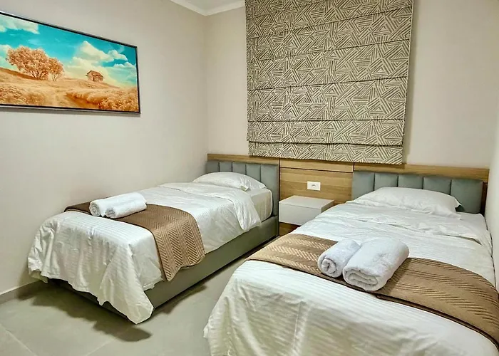 The Grand Stone Apartment